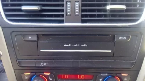 Dronehint Info-GPS-TV Screen Player Navigation Fits 03-10 AUDI A8 107113 (For: Audi Sport) Parts