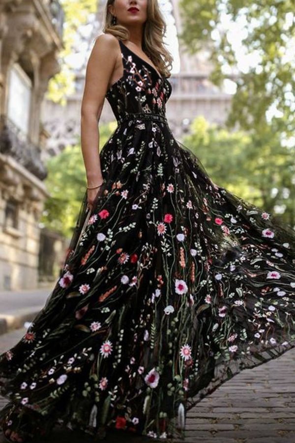 V-neck Embroidered Sleeveless Long Dress - BlackFridayBuys