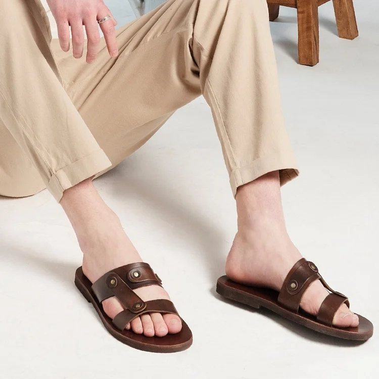 PU Leather Straps Buckle Round Toe Slip-On Casual Slippers