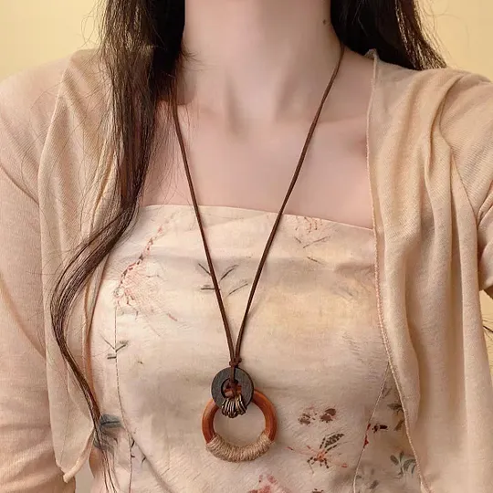 Ethnic Style Wooden Moon Smiley Long Woolen Chain Fashion Retro Niche Elegant High-end All-match Necklace for Women