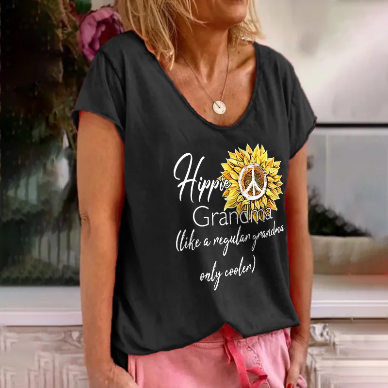 Hippie Grandma Like A Regular Grandma Only Cooler Printed Women T-shirt
