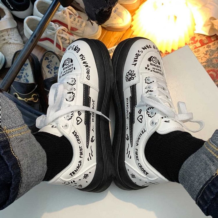 Kawaii Graffiti Sports Shoes FY024