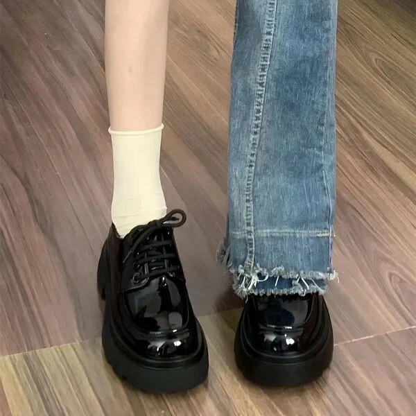Zhungei Toe Korean Shoes Female Footwear British Style Oxfords Women's Clogs Platform 2024 Dress Retro Preppy Leather Cross