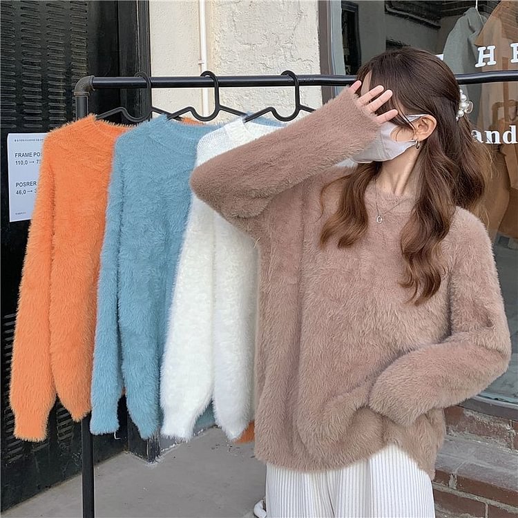 Round Neck Fluffy Sweater YP3088