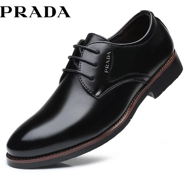 Buty derby męskie ze sznurowadłami zamszowymi Prada