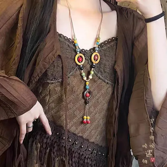 Ethnic Style Wooden Moon Smiley Long Woolen Chain Fashion Retro Niche Elegant High-end All-match Necklace for Women
