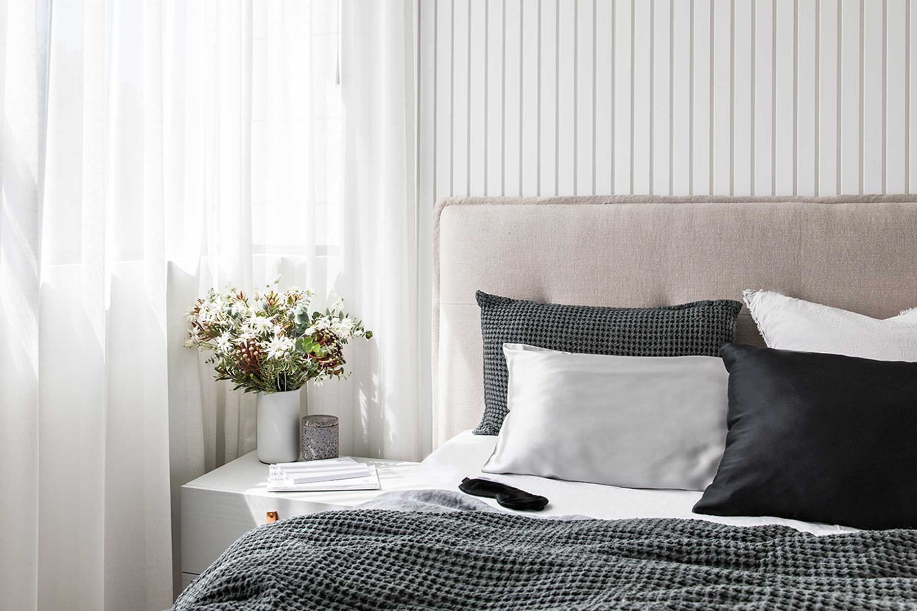 6 Things to Know When Buying Silk Sheets