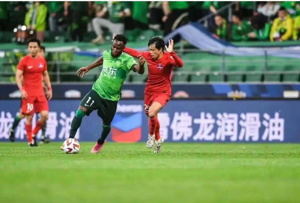 Football’s Business Value: Jersey Sponsorships and Broadcast Rights Warsjersey|football shirt|football kit|football sportswear