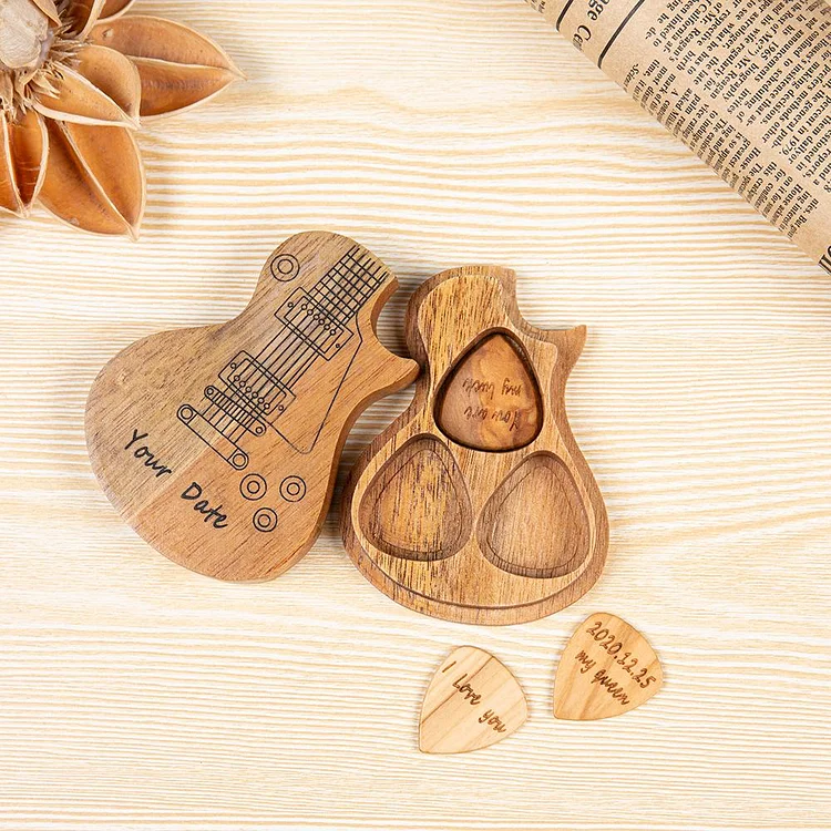 Customized Guitar Pick Box Personalized with 3 Picks