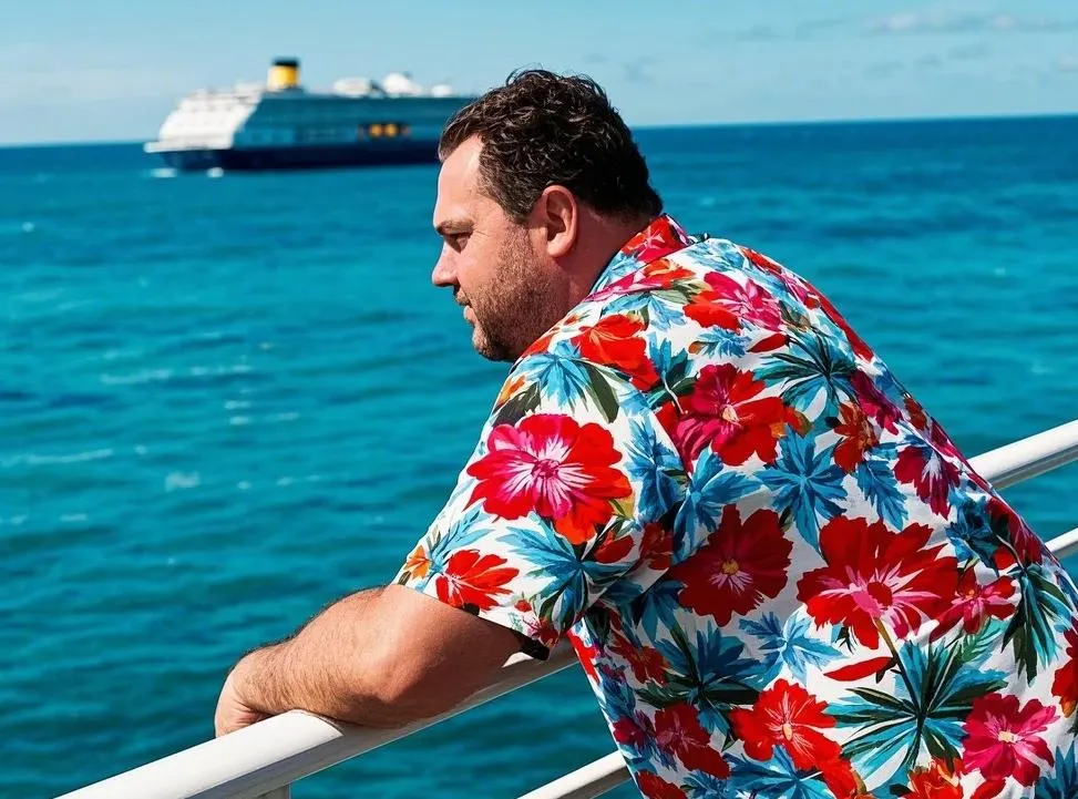 big and tall Hawaiian shirts