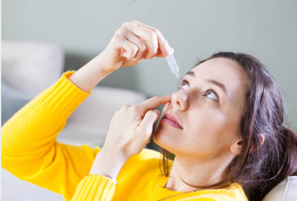 Can you Use Eye Drops with Colored Contacts?