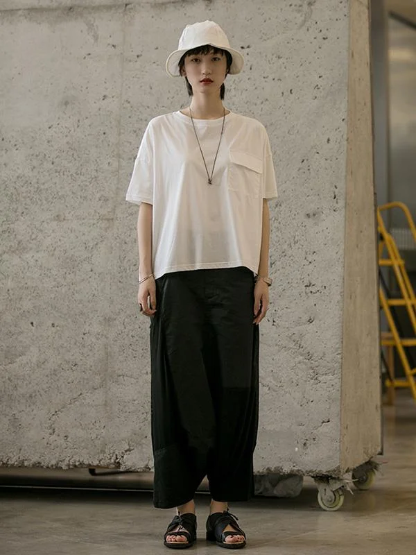 Minimalist Roomy Solid Pocket Back-Button T-Shirt