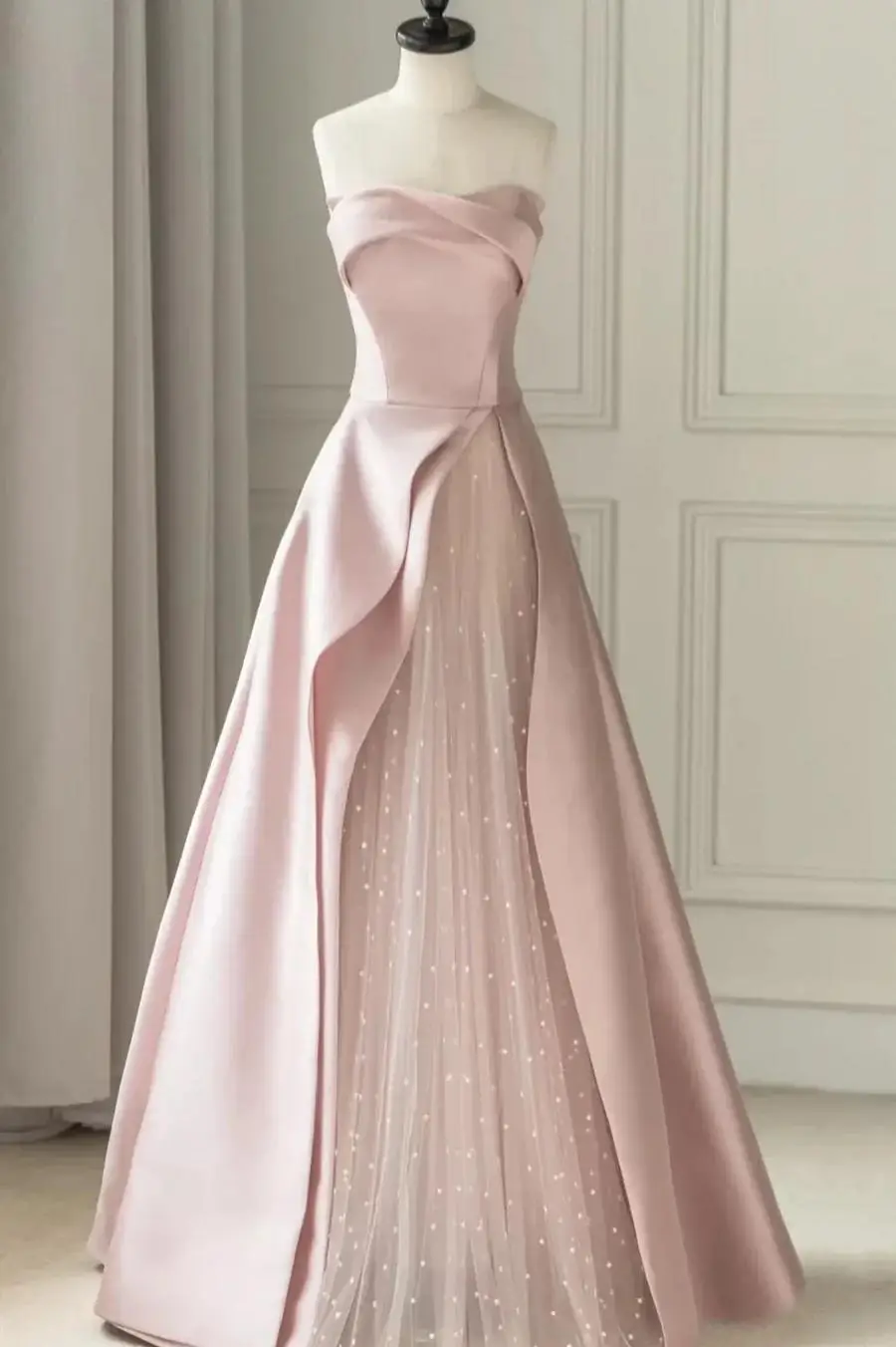 Lussooy Elegant Blushing Pink Satin Strapless Sleeveless Evening Dress With Ruffles