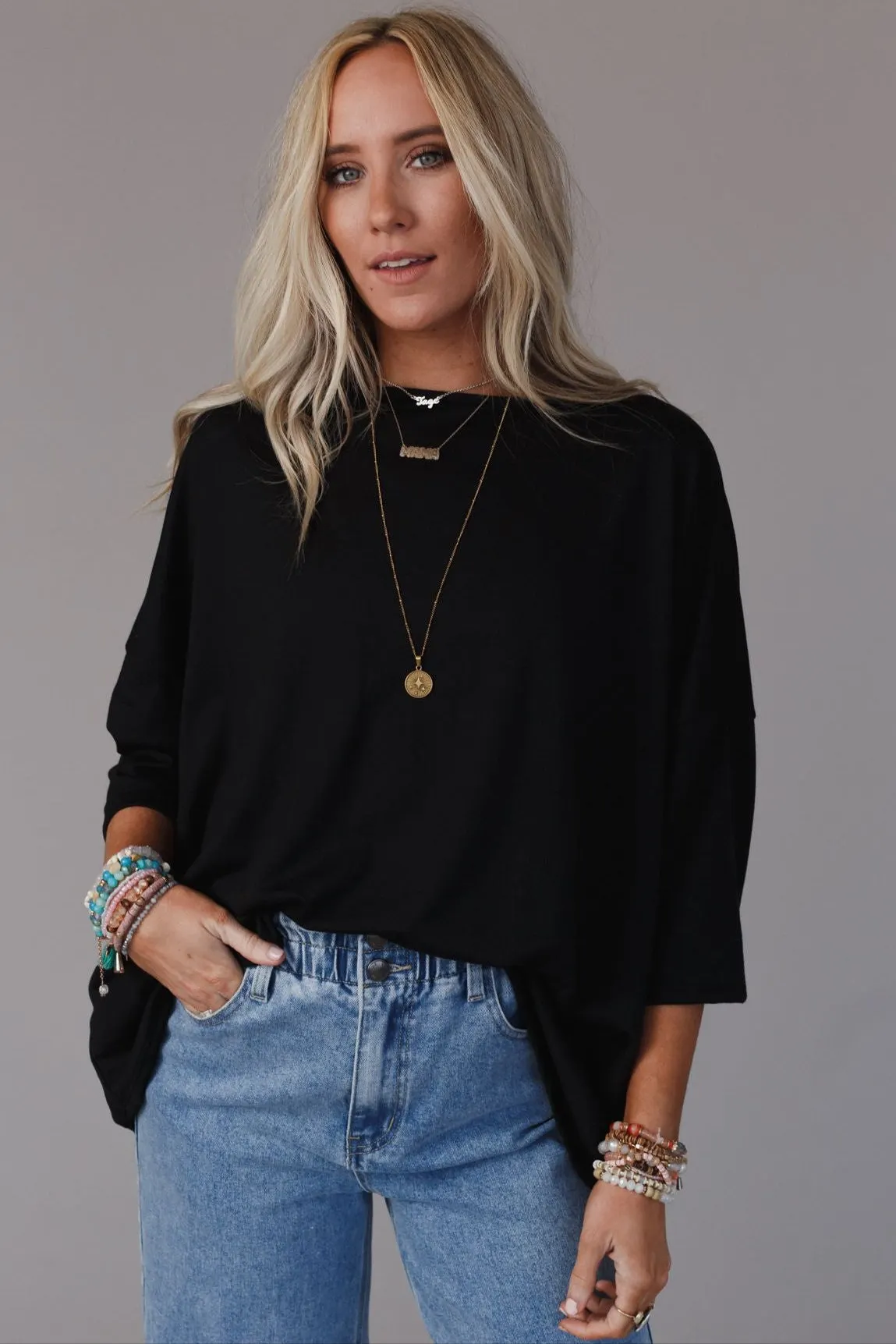 The Nest Cozy Cool Oversized Tee - Black