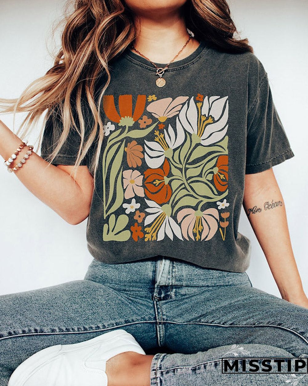 Hazel – Vintage Floral Print T-Shirt
