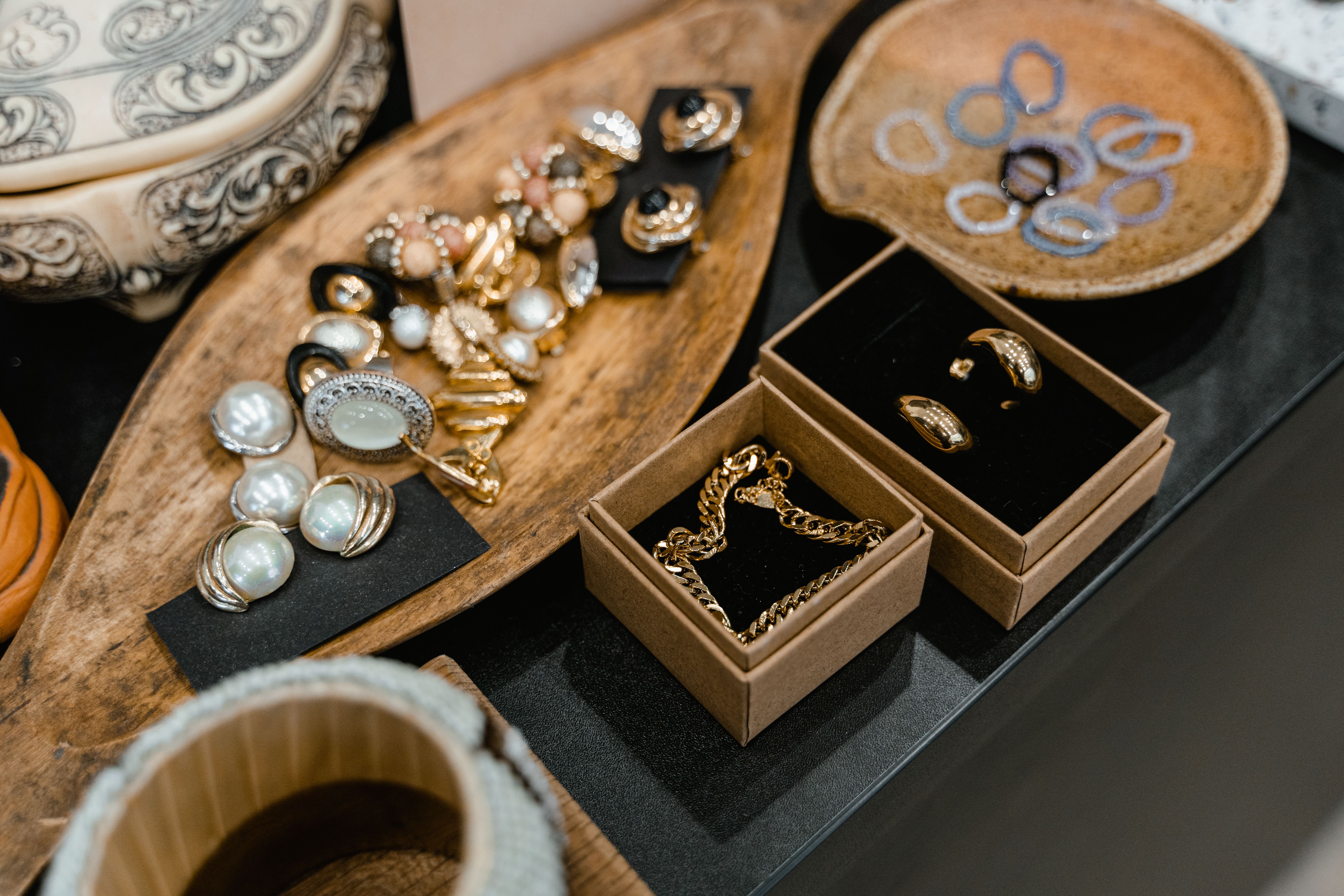 <p>Crafted Just for You | Custom Necklaces Onl</p>