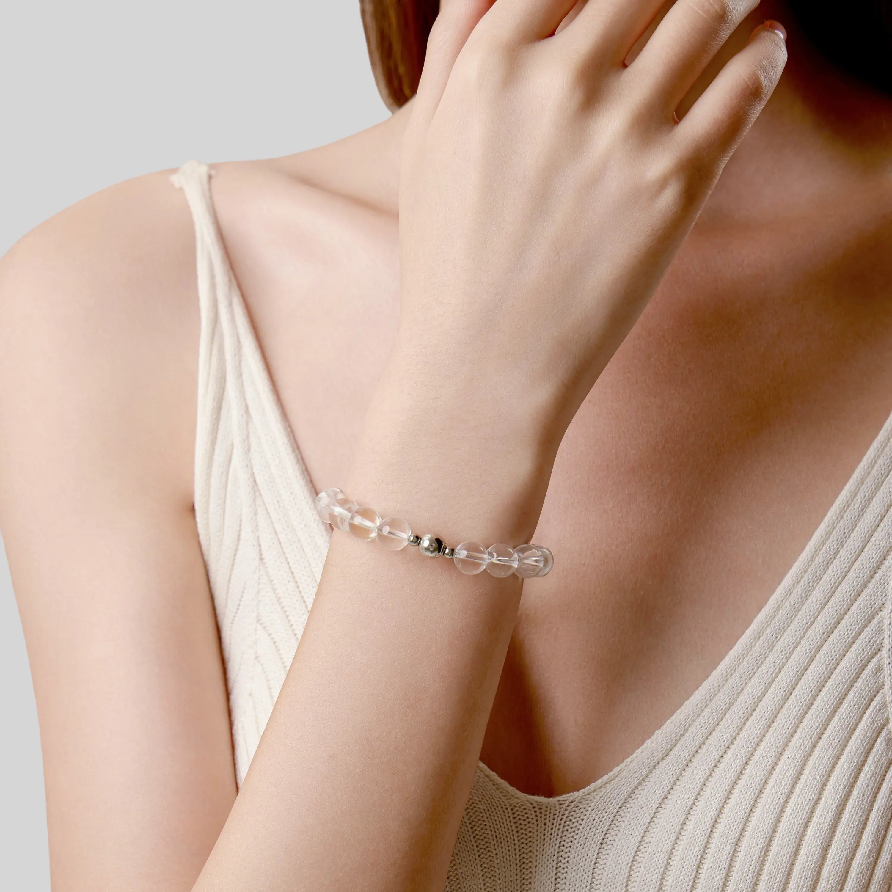 Clear Quartz — Magnetic Clasp Bracelet (8mm)