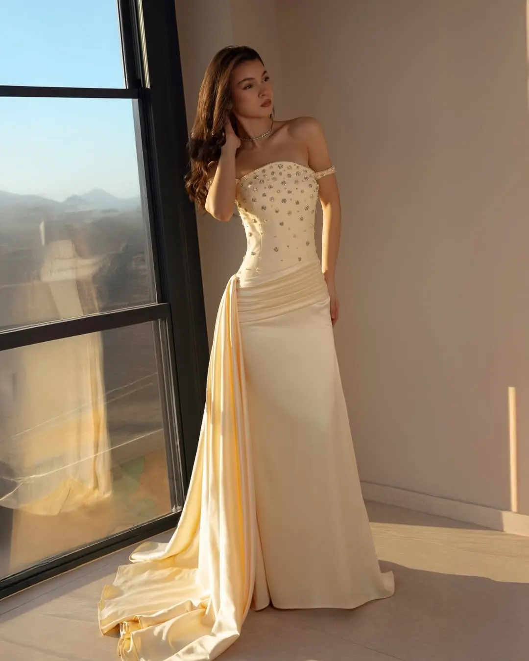 Satin Strapless Off-The-Shoulder Sleeveless High-Waisted Long Pleated Mermaid Prom Dress With Rhinestones | ZJ0056 Wellcucu