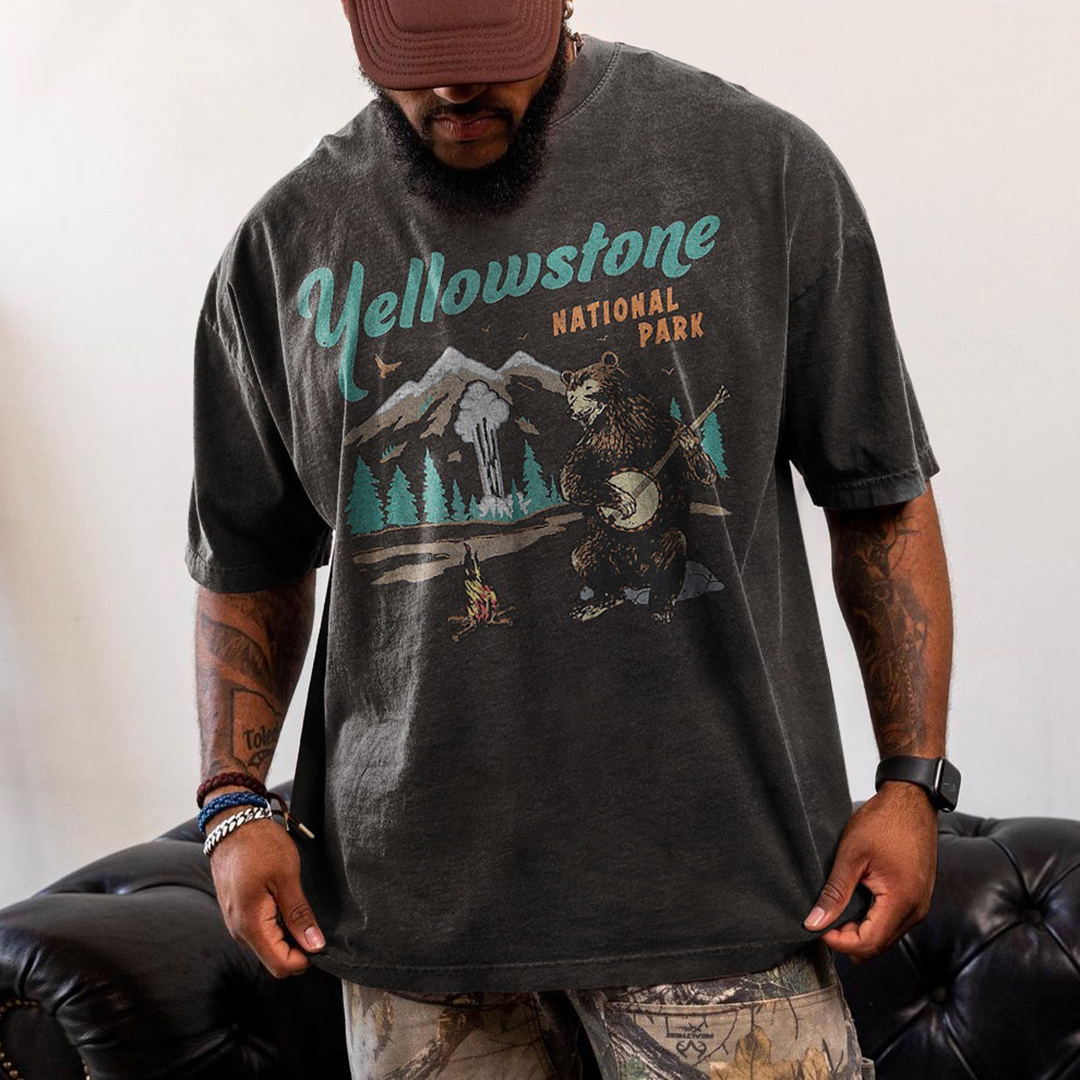 Retro Oversized Men's Yellowstone National Park T-shirt / TECHWEAR CLUB / Techwear