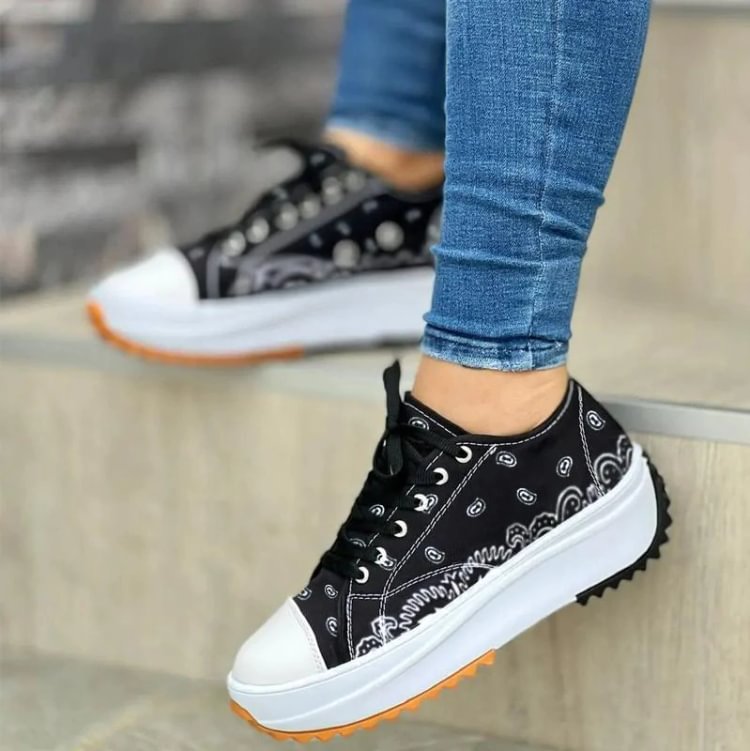 Women's Canvas Print Platform Heel Sneakers