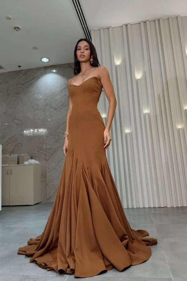 Glamorous Strapless Sweetheart Sleeveless High-Waisted Long Pleated A-Line Prom Dress | ZT0553 Wellcucu