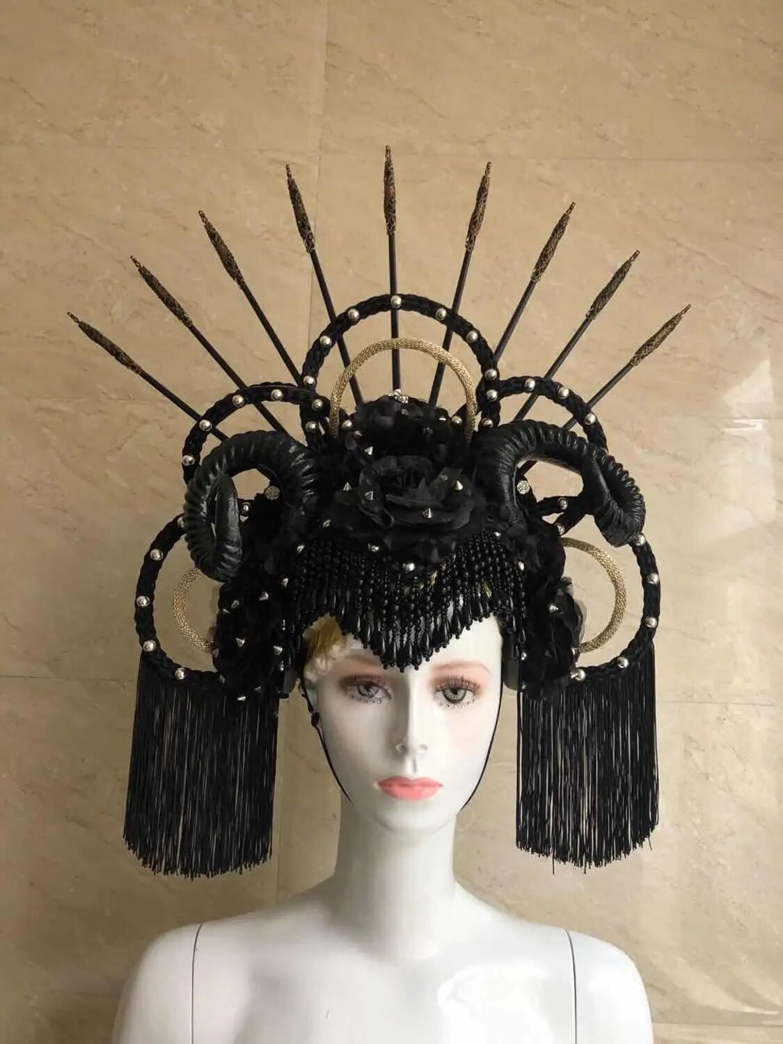 VCSHOES Lo Spettacolo Di Danza Copricapo Di Piume Di Accessori Di Abbigliamento La FESTA La Maschera IL Festival Easter Halloween Hat