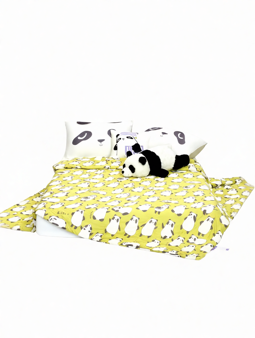Marshmallow Air Conditioning Naked Sleeping Quilt with Cute Panda Print – Soft, Machine Washable Comfort for Cozy Nights