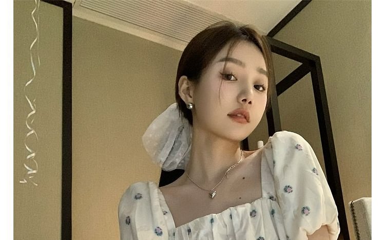 Puff-Sleeve Square-Neck Ruched Floral Dress KT118