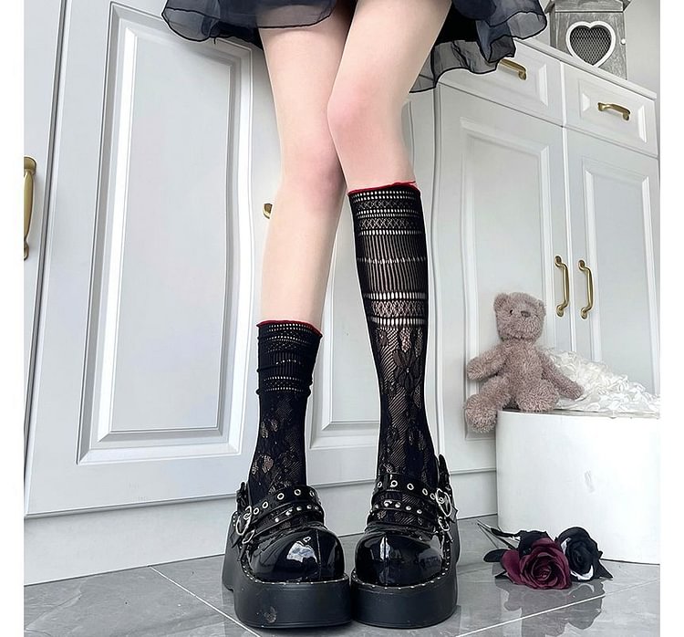 Lace Tall Socks Bn999