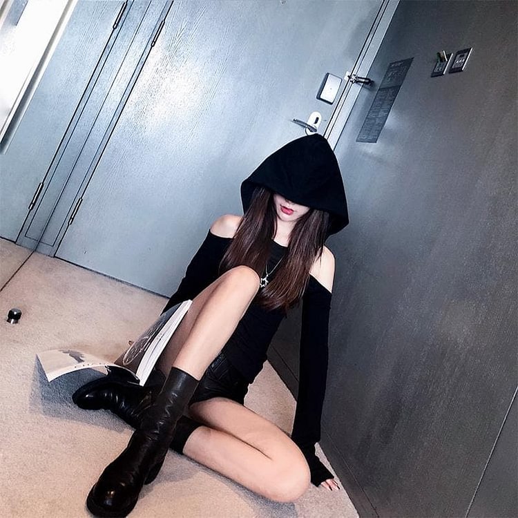 Black Backless Off-Shoulder Hoodie Shirt S13037