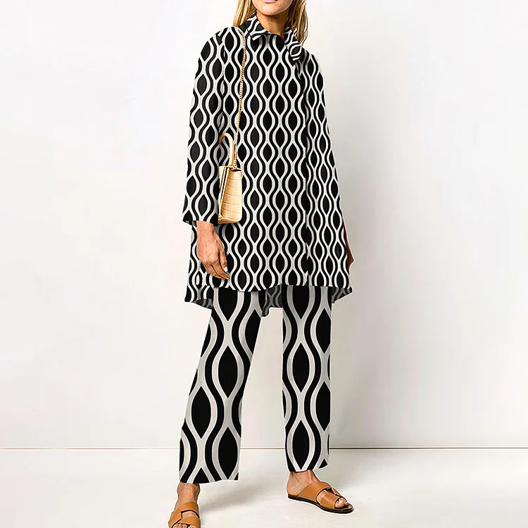 Classic Contrast Geometric Print Two Piece Set