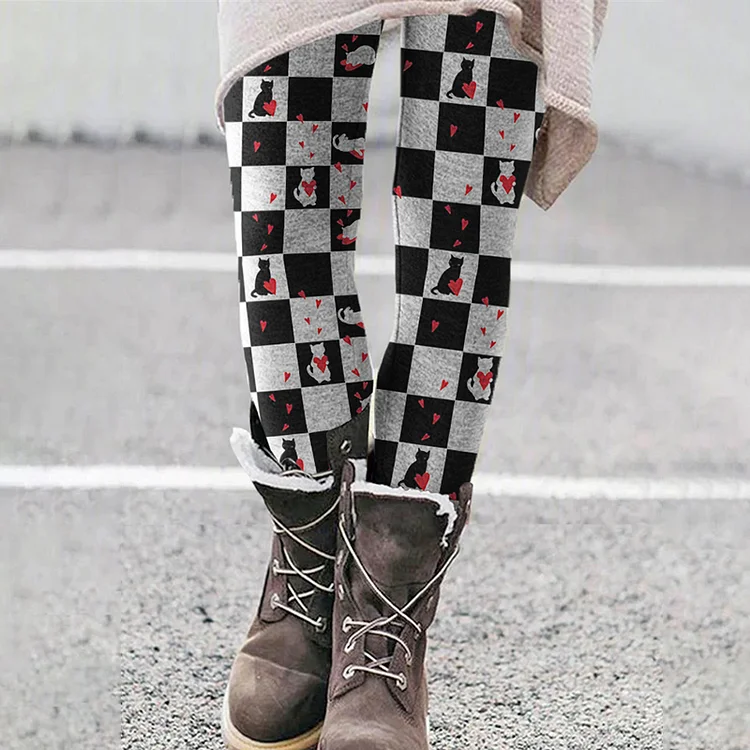 Vefave Black And White Plaid Cat Leggings