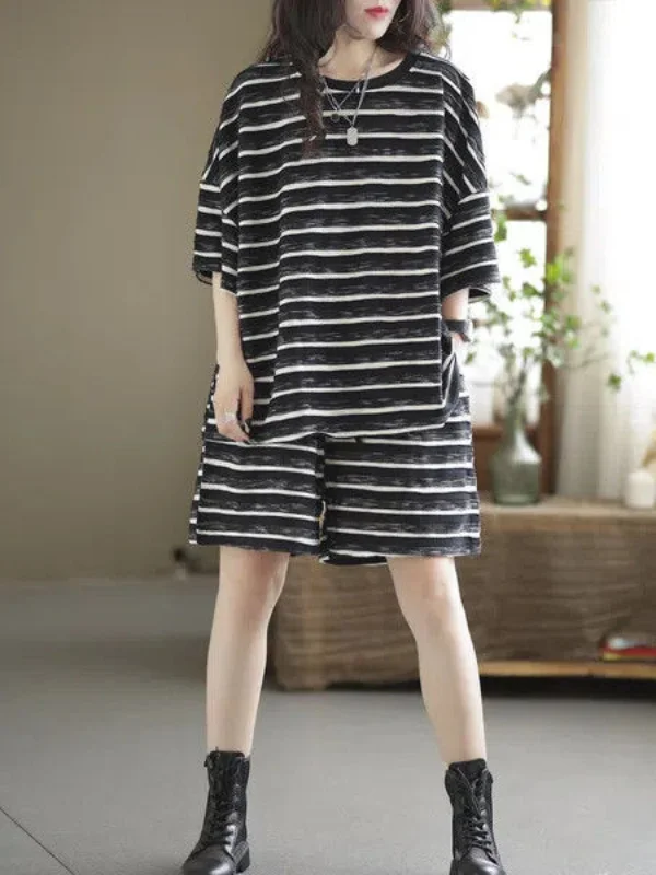 Stylish Cotton Striped Short Sleeve T-shirt Shorts Loose Two-Piece Suits