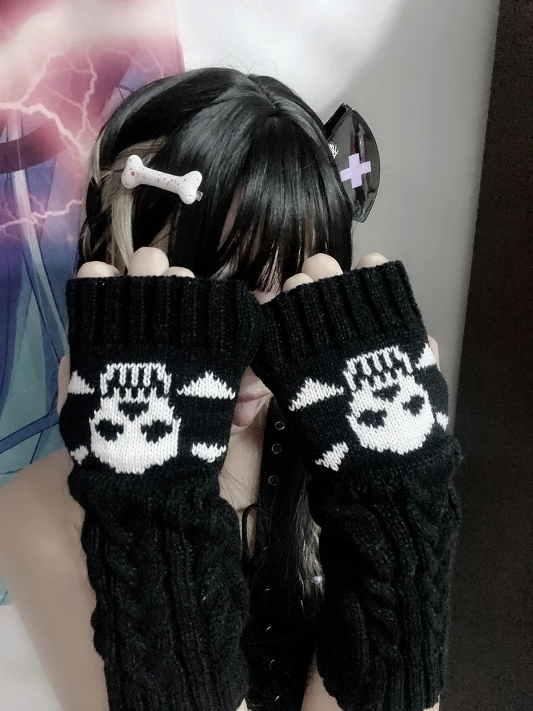Gothic Harajuku Punk Black Skull Half Finger Long Gloves BE079