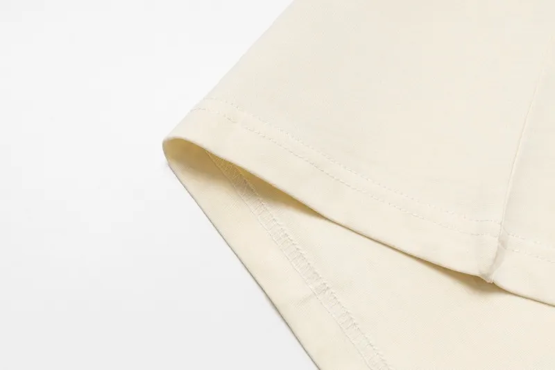 T-Shirt Fabric Detail
