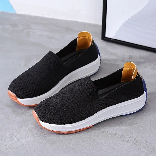 Brand Fashion Women Flats Shoes Breathable Mesh Slip on Moccasins Casual Shoes Woman Lightweight Autumn Loafer Shoes Big Size