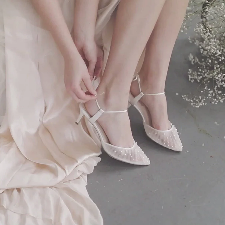 Ivory Kitten Heel Wedding Shoes with Pointed Toe and Pearls Vdcoo