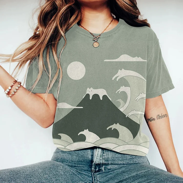 Comstylish Cat Ocean Painting Art T-Shirt