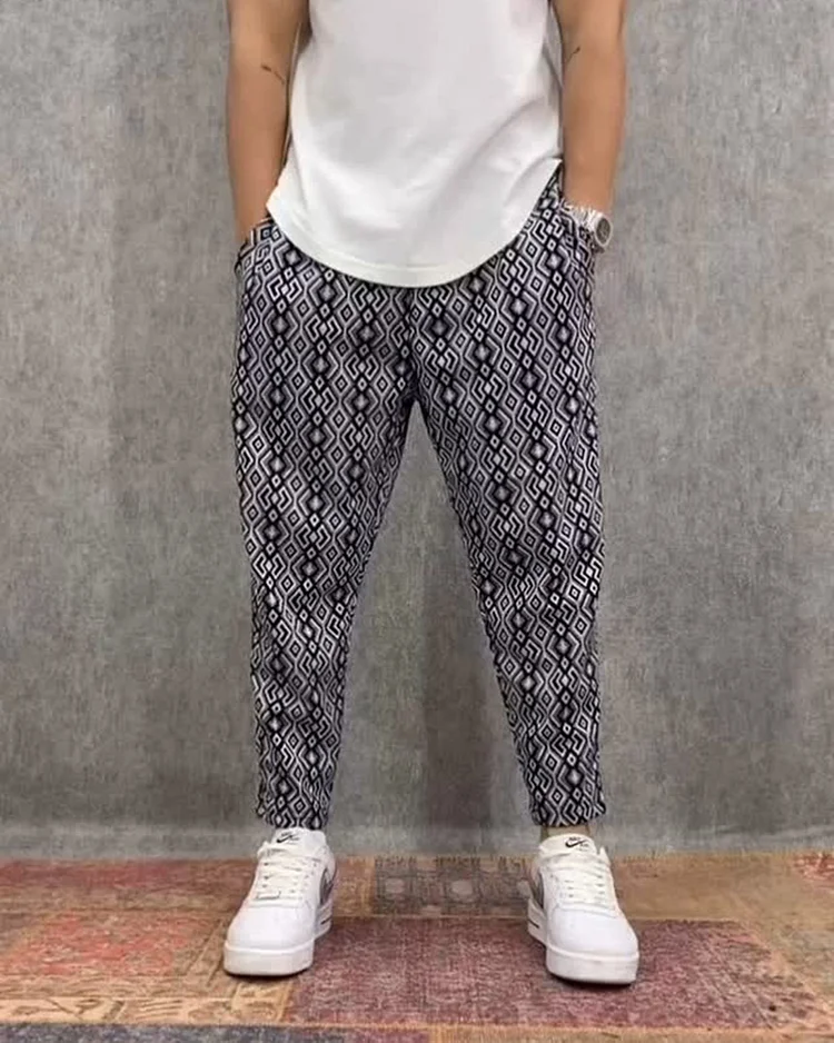 Printed Nine-Minute Jogging Pants
