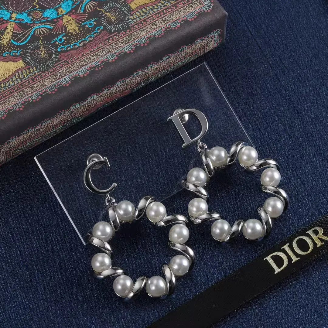 Dior Asymmetric CD Twisted Pearl Earrings
