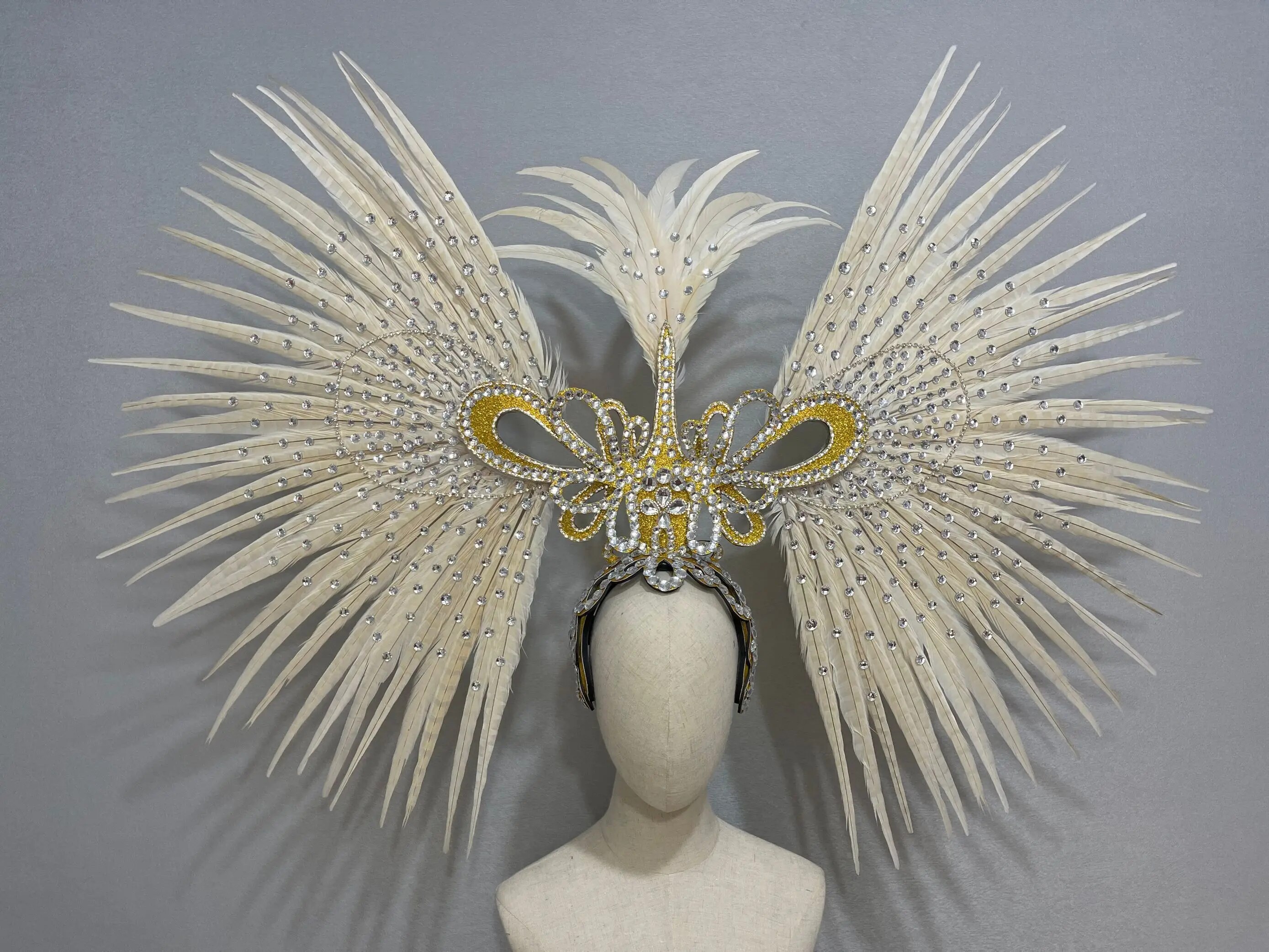 VCshoes Latin Dance Samba Accessories Exquisite Headdress Feathers Delicate Dance Shows Accessories Samba Clothing