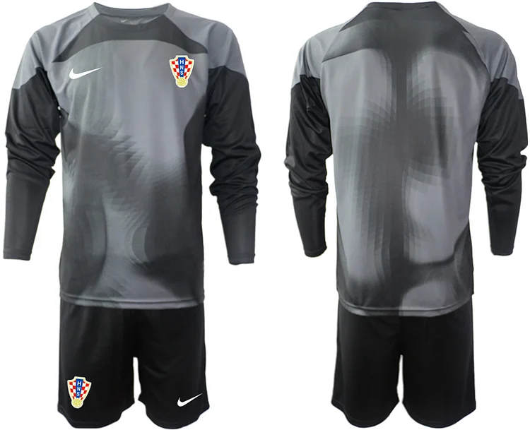 Croatia Long Sleeve Goalkeeper Shirt Top Kit World Cup 2022 - Black ( Printing Livaković 1 )