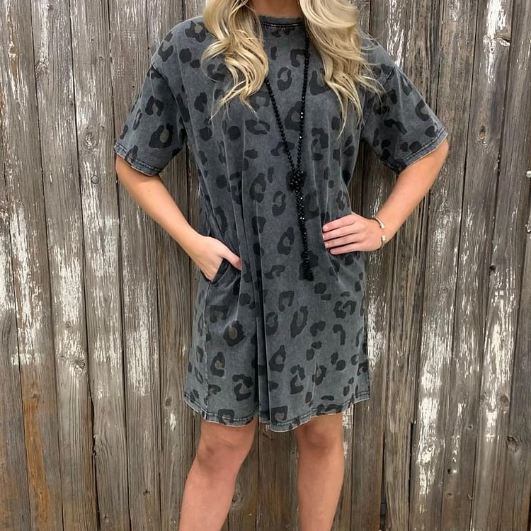 leopard-print crew-neck loose-fitting dress socialshop
