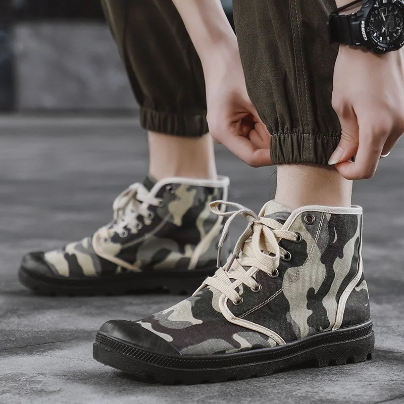 Retro Camouflage Canvas Work Boots
