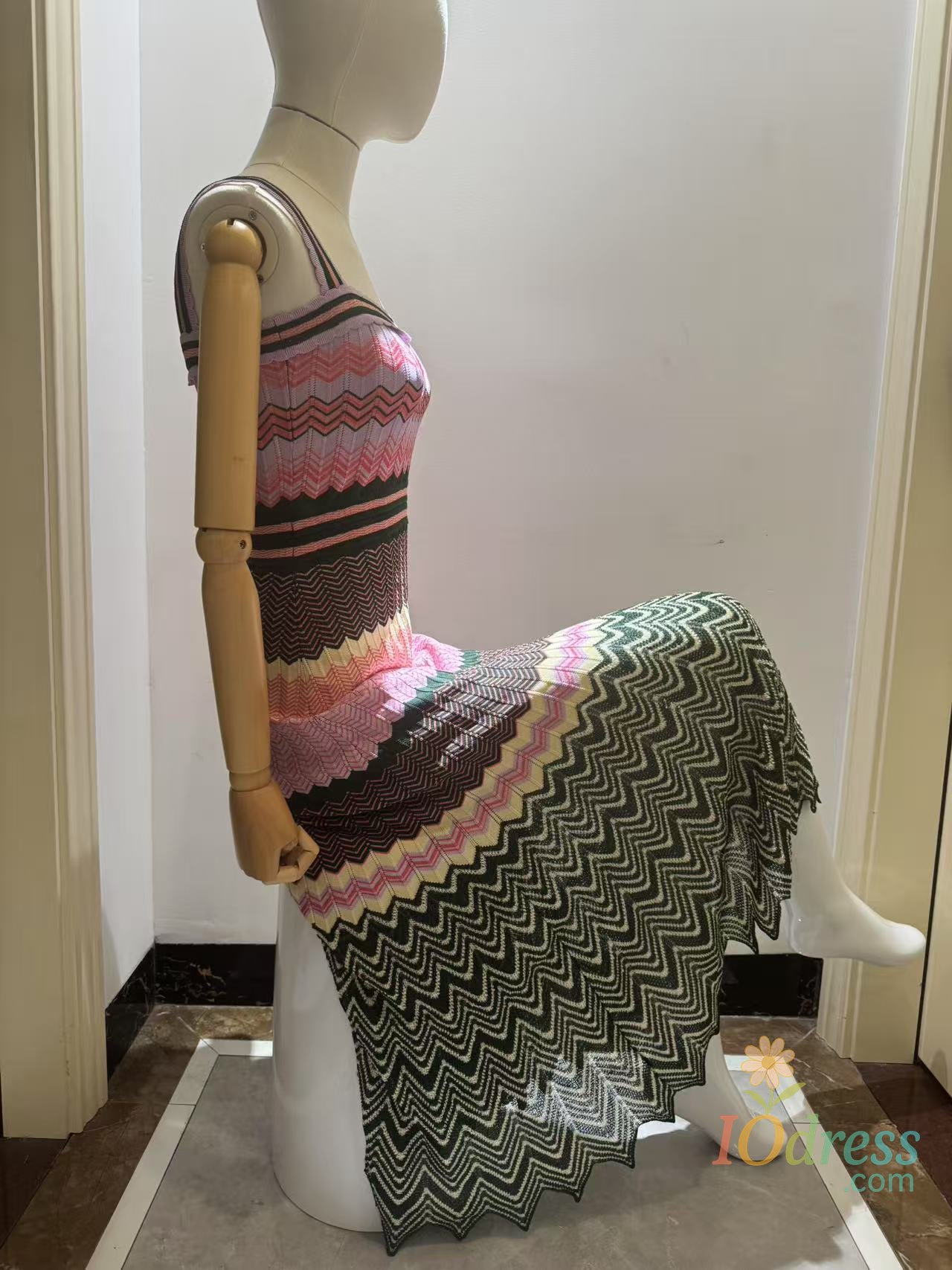 IO Dress Women Vintage Knitted Dress Sleeveless Slim Fit French Brand Striped Elegant Party Fashion Dresses 520076