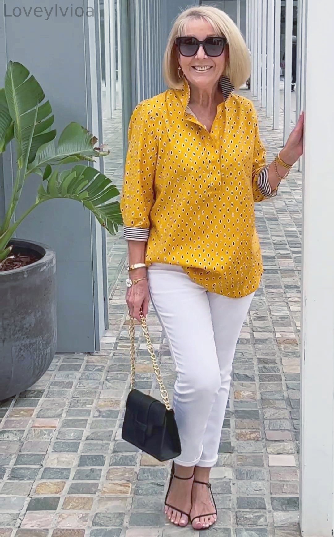 Raised Line 3/4 Sleeve Blouse w/ Collar Bling (S/M, L/XL) (Pack of 6) main image 0