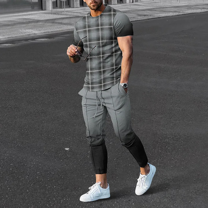 Large Grid Gradient Color T-Shirt And Pants Co-Ord