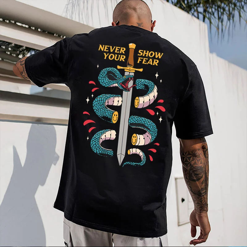 NEVER SHOW YOUR FEAR Sword Cuts Off The Poisonous Snake Print Men's T-shirt