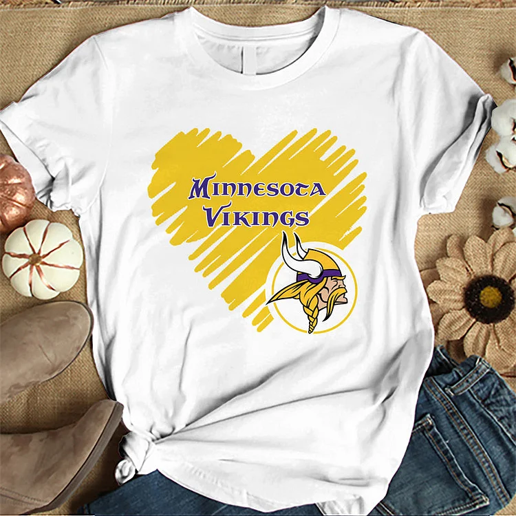 Minnesota Vikings Women's White Relaxed T-Shirt