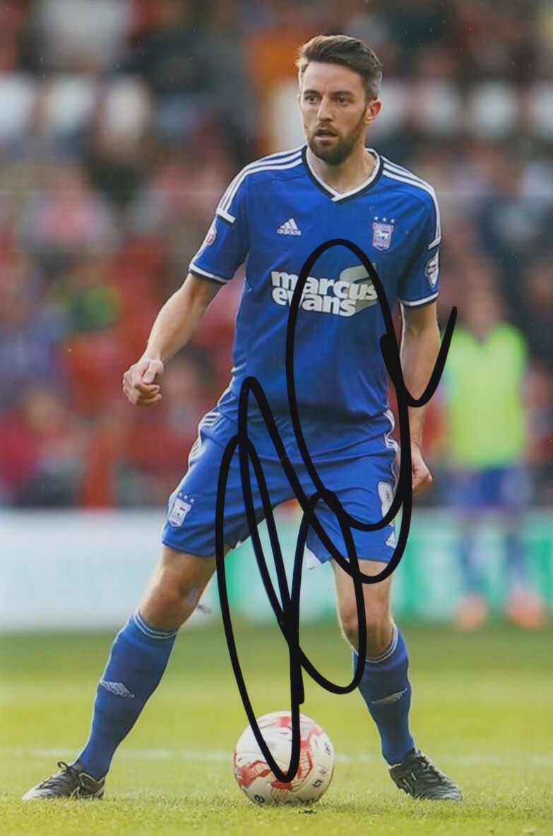 IPSWICH TOWN HAND SIGNED COLE SKUSE 6X4 Photo Poster painting.